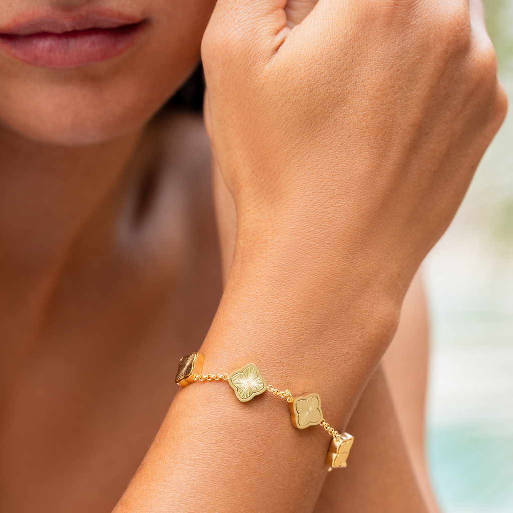 Celine Clover Bracelet - Red