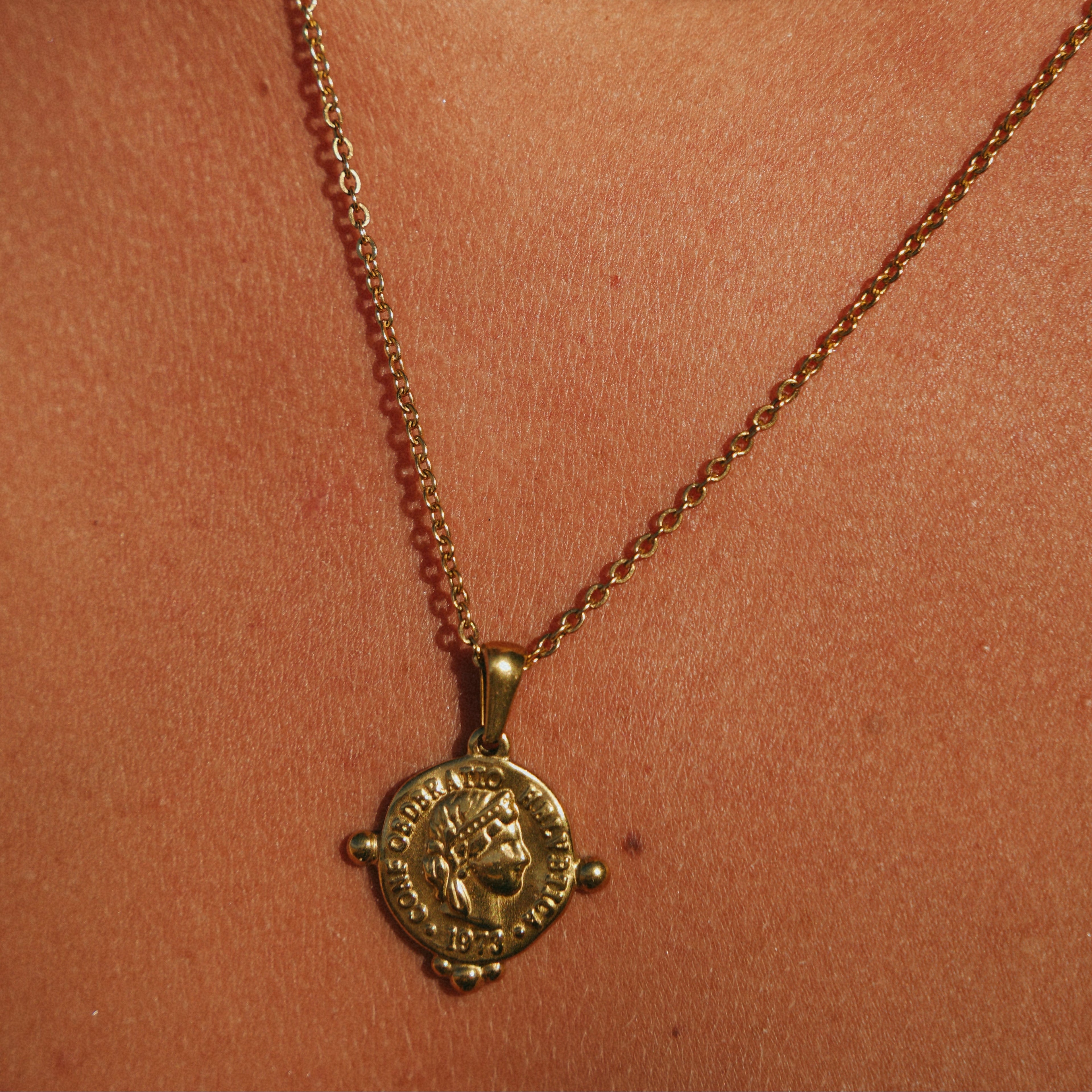 Rome Pendant